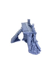 Chaos Citadel - Long Wall Damaged with Stairs - B