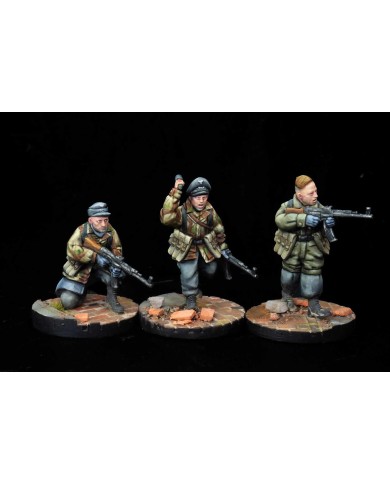 German Mixed Weapons Squad - 9 Minis