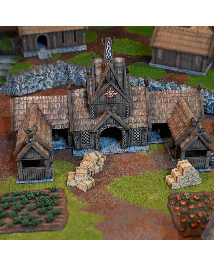 Establos Reales del Reino de Sajonia|Conquest Creations|Los Establos Reales son una pieza de escenografía ideal para cualquier amante de los juegos de miniaturas, especialmente si buscas ambientaciones históricas y medievales. Inspirada en la arquitectura tradicional del Reino de Sajonia , esta construcción aporta un toque auténtico y detallado a tus partidas.

Diseñada por Conquest Creations , esta escenografía destaca por su gran realismo y la facilidad con la que puede integrarse en cualquier mesa de juego.

Estos Establos Reales han sido cuidadosamente elaborada para ofrecer una experiencia inmersiva. Sus paredes, techo y detalles están pensados para recrear la vida cotidiana en el Reino de Sajonia , lo que la convierte en una pieza versátil tanto para coleccionistas como para jugadores de wargames.

Además, es totalmente compatible con el popular sistema de juego MESBG (Middle-Earth Strategy Battle Game), por lo que puedes usarla para recrear batallas épicas o narrativas personalizadas.

Este artículo no son unos Establos Reales de Rohan del juego MESBG y no esta apoyado ni respaldado de alguna forma por Games Workshop.

Establos Reales de Rohan y otra escenografia de Rohan para el juego MESBG puede adquirirse en warhammer.com 

Solo los mejores Rohirrim guardaban su caballo en los Establos Reales de Rohan , hecho de madera y con gran robustez.

Ya sea que busques mejorar tu escenografía para torneos o simplemente darle vida a tu colección, los Establos Reales es una adición imprescindible.

Su diseño de alta calidad y la temática histórica del Reino de Sajonia harán que tus partidas cobren un realismo único.

Con Conquest Creations , la autenticidad y el detalle están garantizados.

Todos los elementos vienen sin pintar y se requiere montaje.

Inspeccionamos todos nuestros productos antes del envío, pero debido a la naturaleza de la impresión 3D, algunos objetos pueden requerir una limpieza antes de su uso.

Otras resoluciones de impresión (calidad de impresión) y escala (tamaño) están disponibles según se solicite.

Terrain And Minis es un impresor autorizado con licencia comercial de Conquest Creations