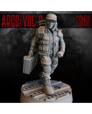 Colono Trabajando con Maletín